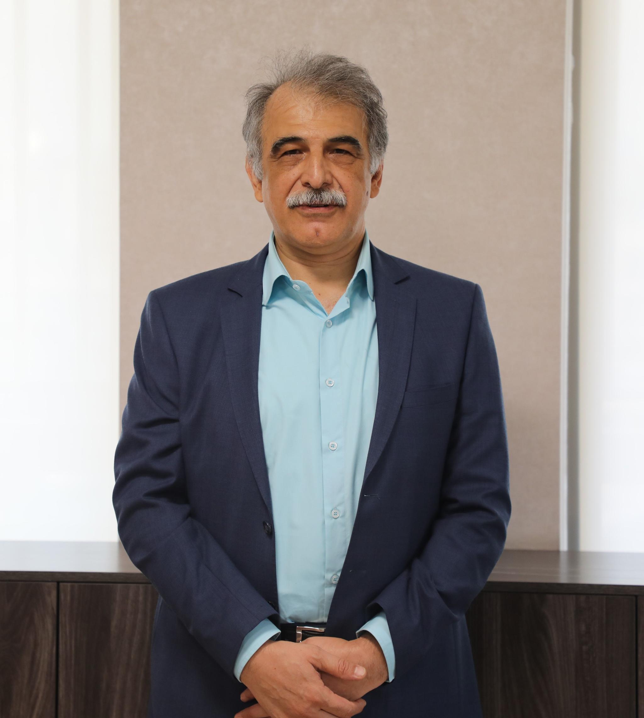  مهرداد قریشی  - عضو هیئت مدیره